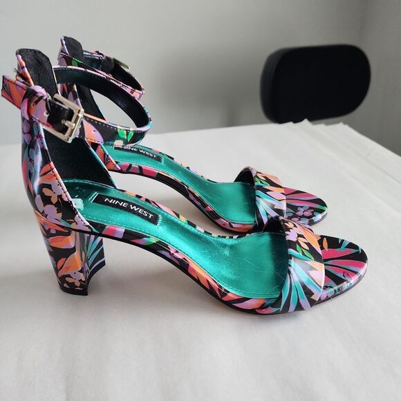 Nine West Pruce Ankle Strap Block Heel Sandals Size 6 - Picture 5 of 7